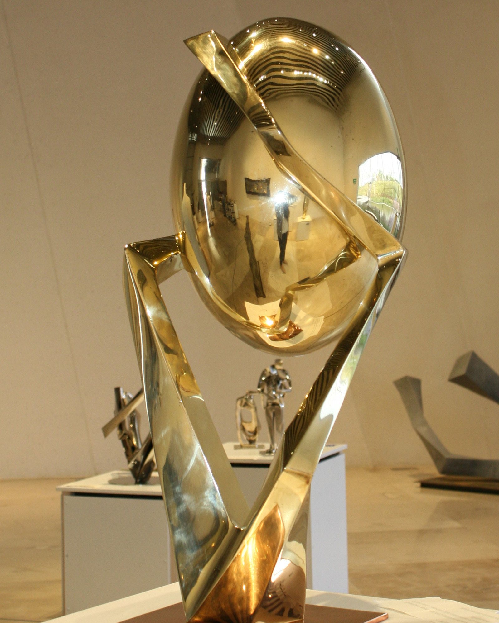ORIGEN — escultura de David Camorlinga Tagle