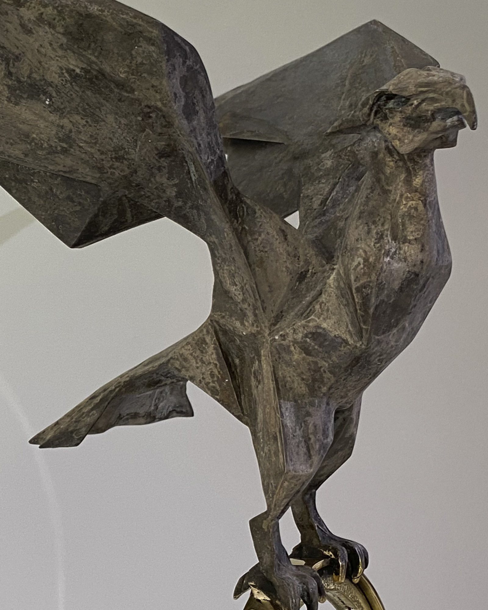 AQUILA CHRYSAETOS — escultura de David Camorlinga Tagle